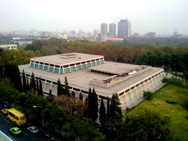 موزه فرش کارگر شمالی از مکان های دیدنی تهران 