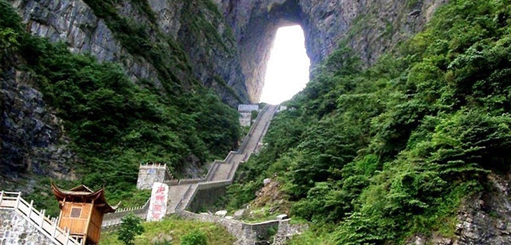 گذرگاه دروازه بهشت، چین