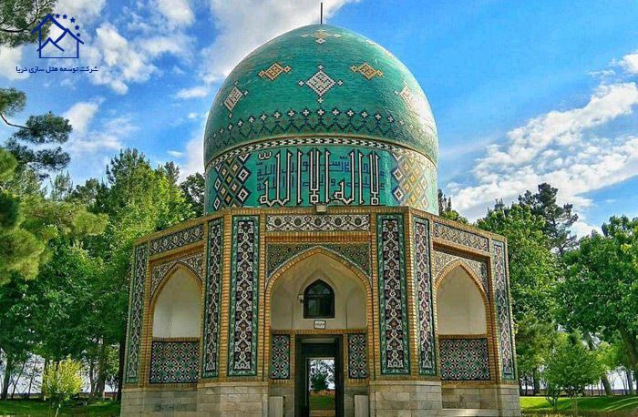جاذبه های گردشگری شهر نیشابور - آرامگاه عطار