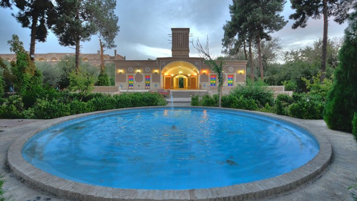 خانه های سنتی یزد برای اقامت -  هتل باغ مشیرالممالک