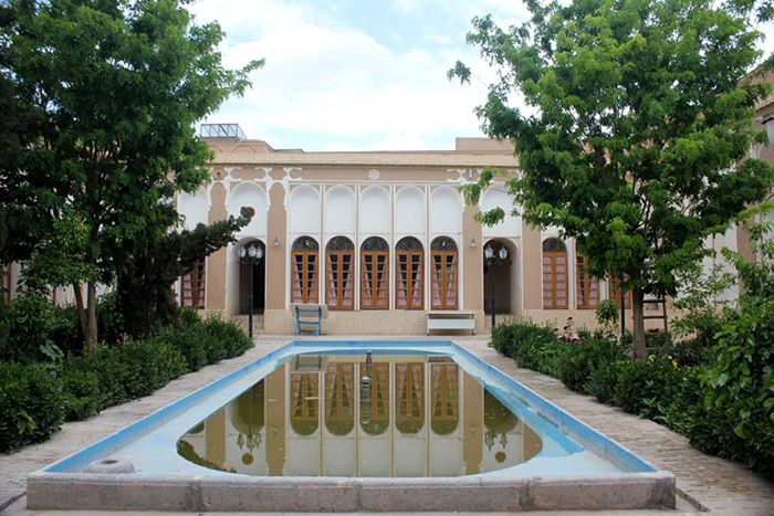 خانه های تاریخی و سنتی شهر یزد - خانه شکوهی
