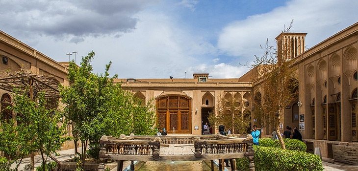خانه های سنتی یزد  | تاریخچه، نور، معماری و معرفی زیباترین خانه های تاریخی یزد