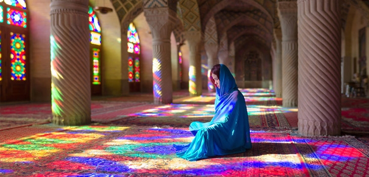 مسجد نصیرالملک شیراز،جلوه ای از رنگ و نور
