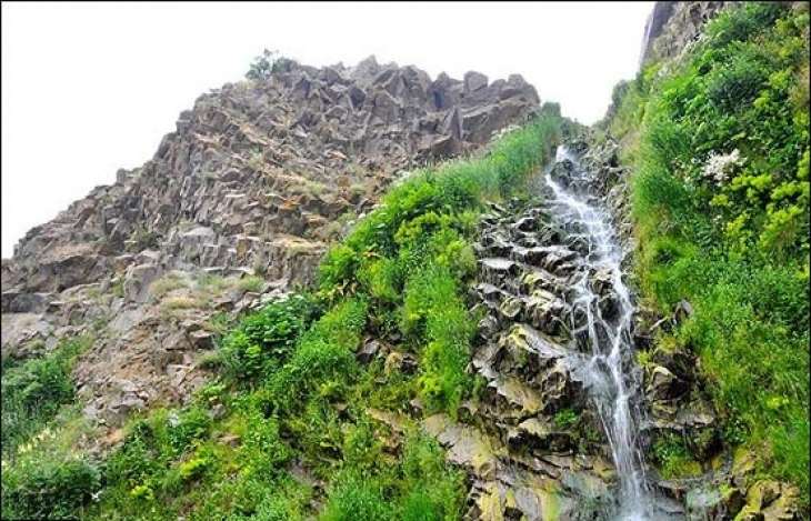 آبشار آقبلاغ