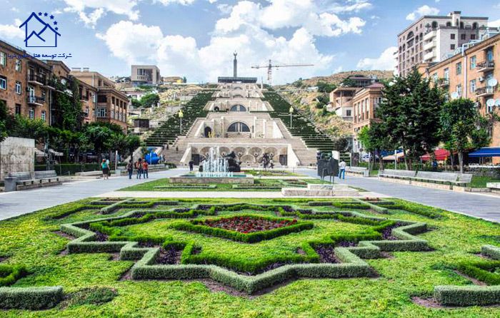 مهمترین جاذبه های گردشگری ایروان - هزار پله 